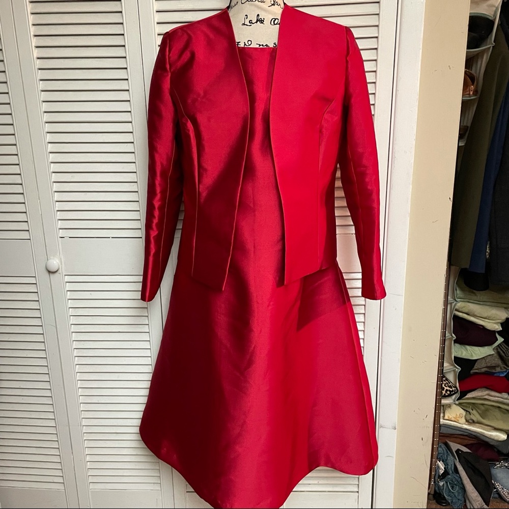 EY Signature Dress Suit